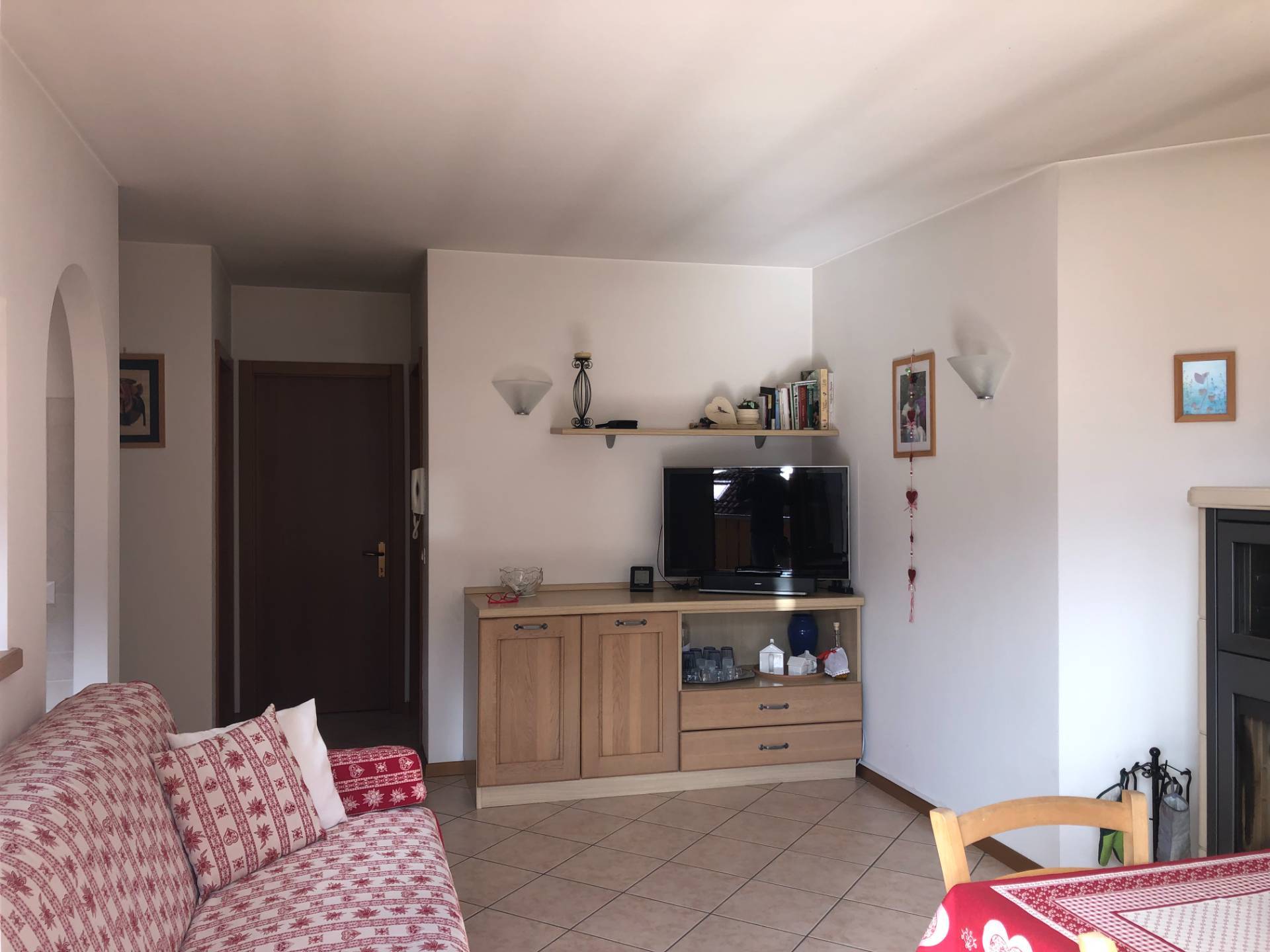 Foto appartamento in vendita a Porte di Rendena (Trento)