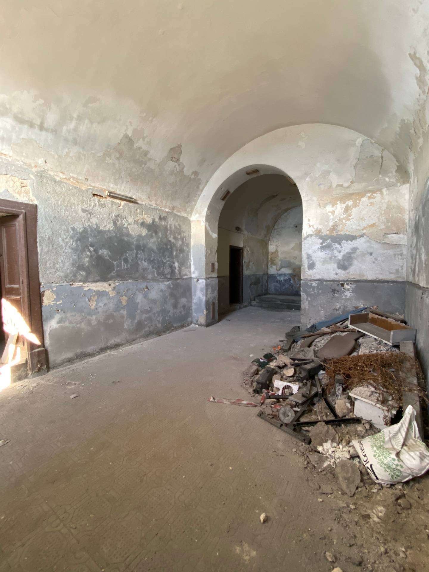 Stabile intero - Palazzo TARANTO vendita  Isola Porta Napoli  GOLDEN CASA IMMOBILIARE SAS