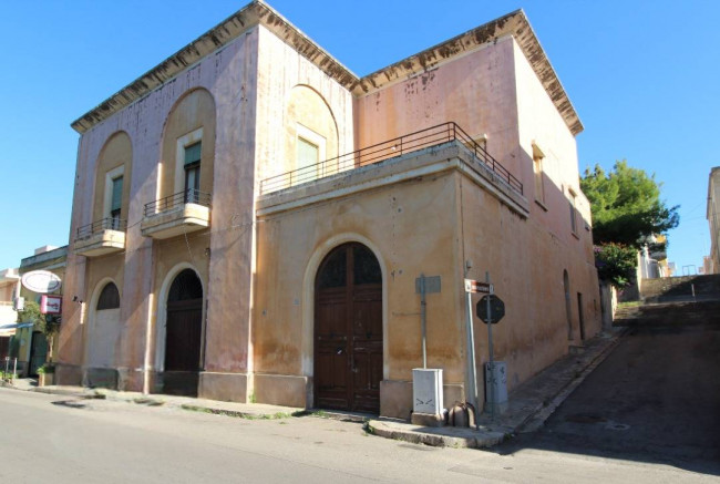 Palazzo in vendita a Matino (LE)