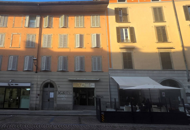 Locale commerciale