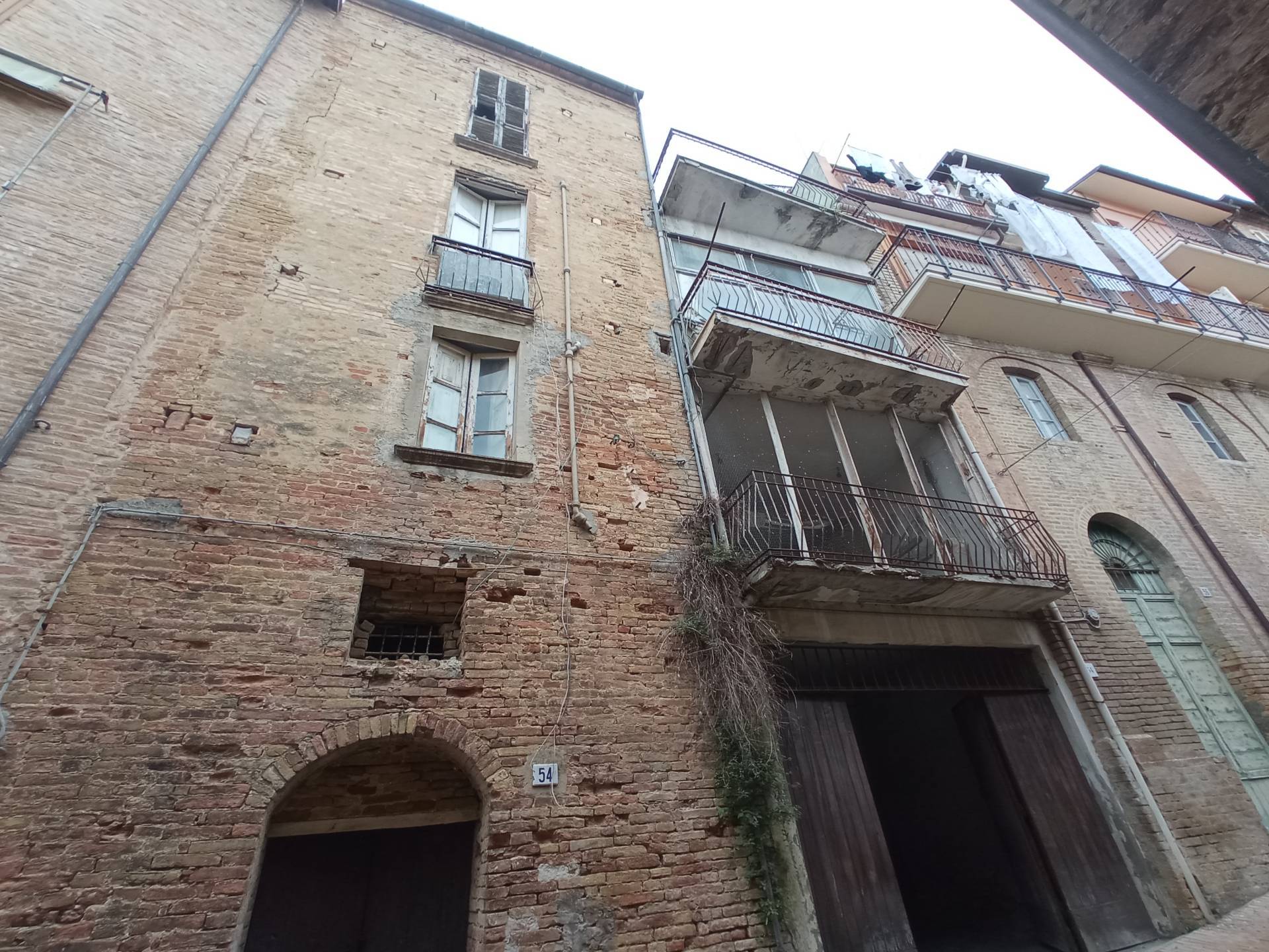 Casa indipendente in vendita a Monsampolo Del Tronto (AP)