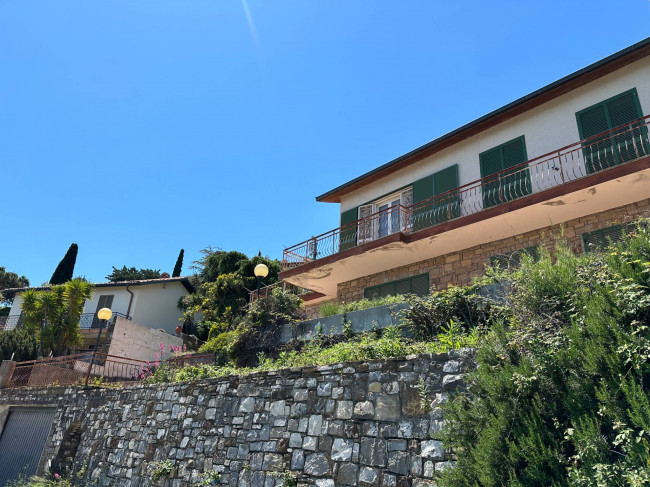 Villa in vendita a Cervo (IM)