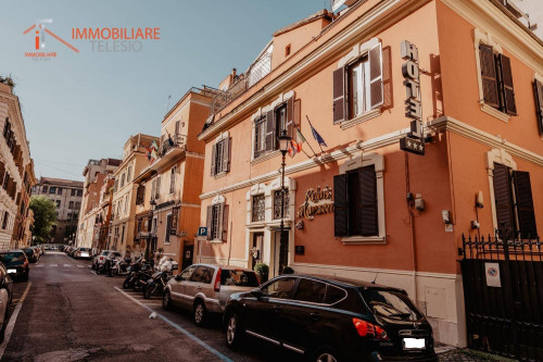 STRUTTURA ALBERGHIERA in Vendita a Roma