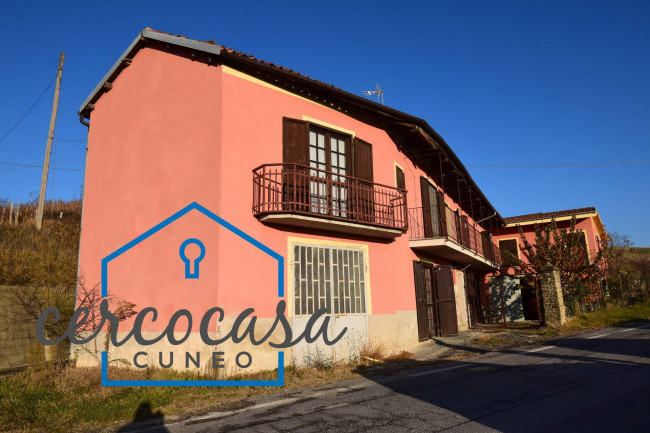 Casa indipendente in vendita a Murazzano (CN)
