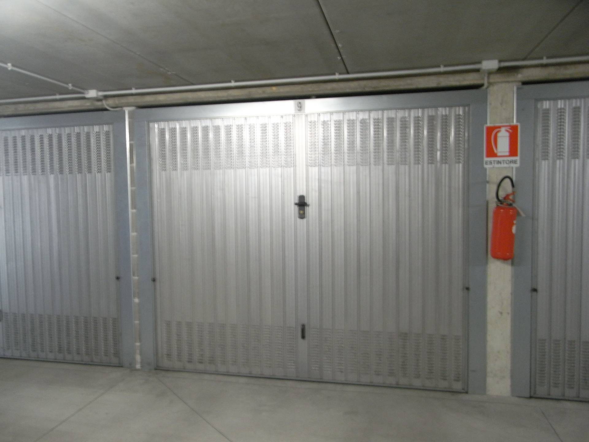 Garage/Box/Posto auto in vendita a Zogno (BG)