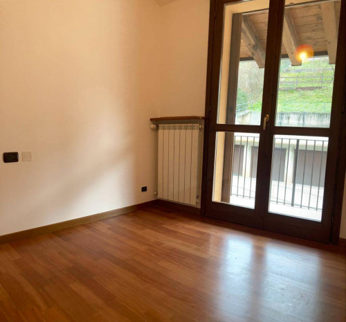 Appartamento in vendita a Sedrina (BG)