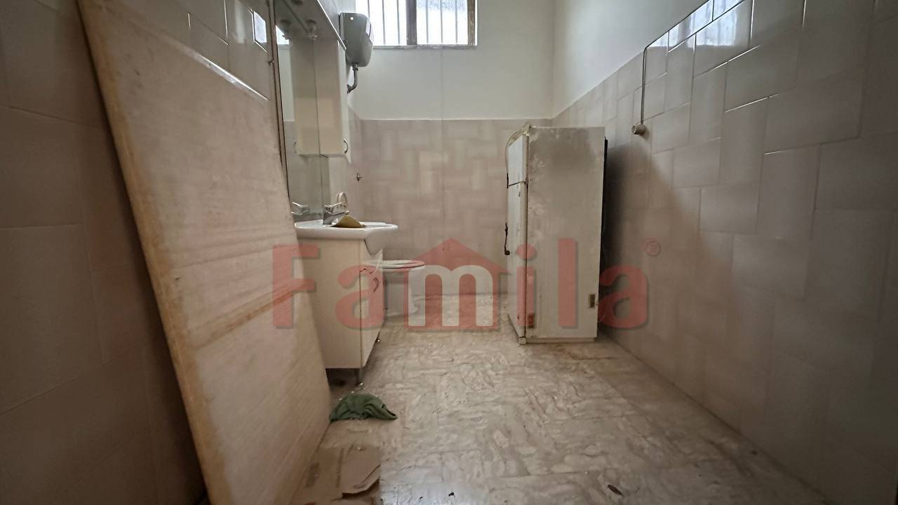 Fondo commerciale in affitto a Sperone (AV)