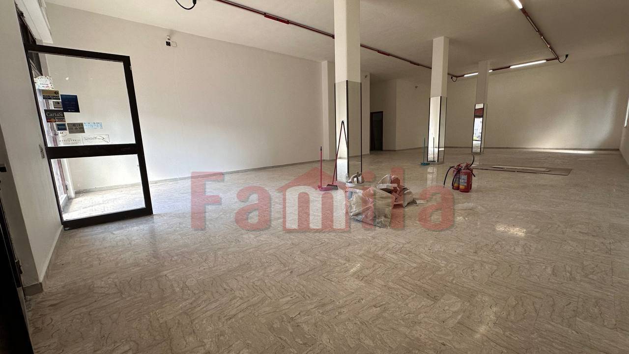 Fondo commerciale in affitto a Sperone (AV)