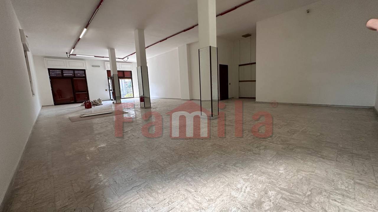 Fondo commerciale in affitto a Sperone (AV)