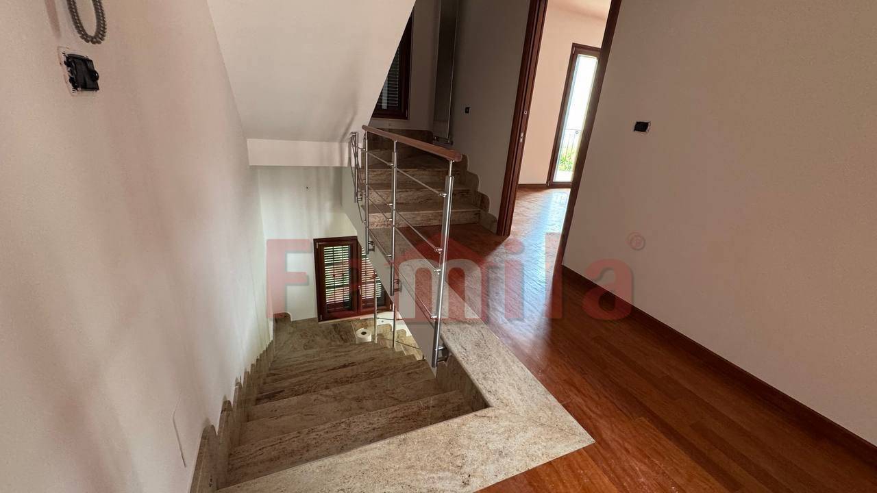 Casa indipendente in vendita a Mugnano Del Cardinale (AV)