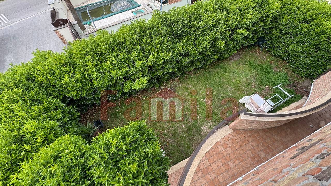 Casa indipendente in vendita a Mugnano Del Cardinale (AV)