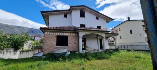 Casa indipendente in vendita a Sirignano (AV)