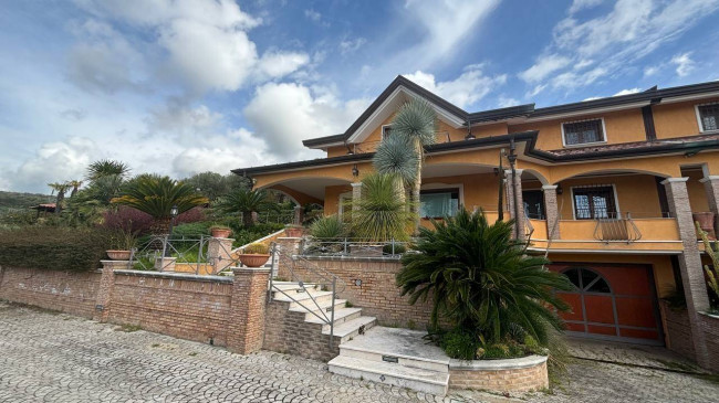 Villa in vendita a Avella (AV)