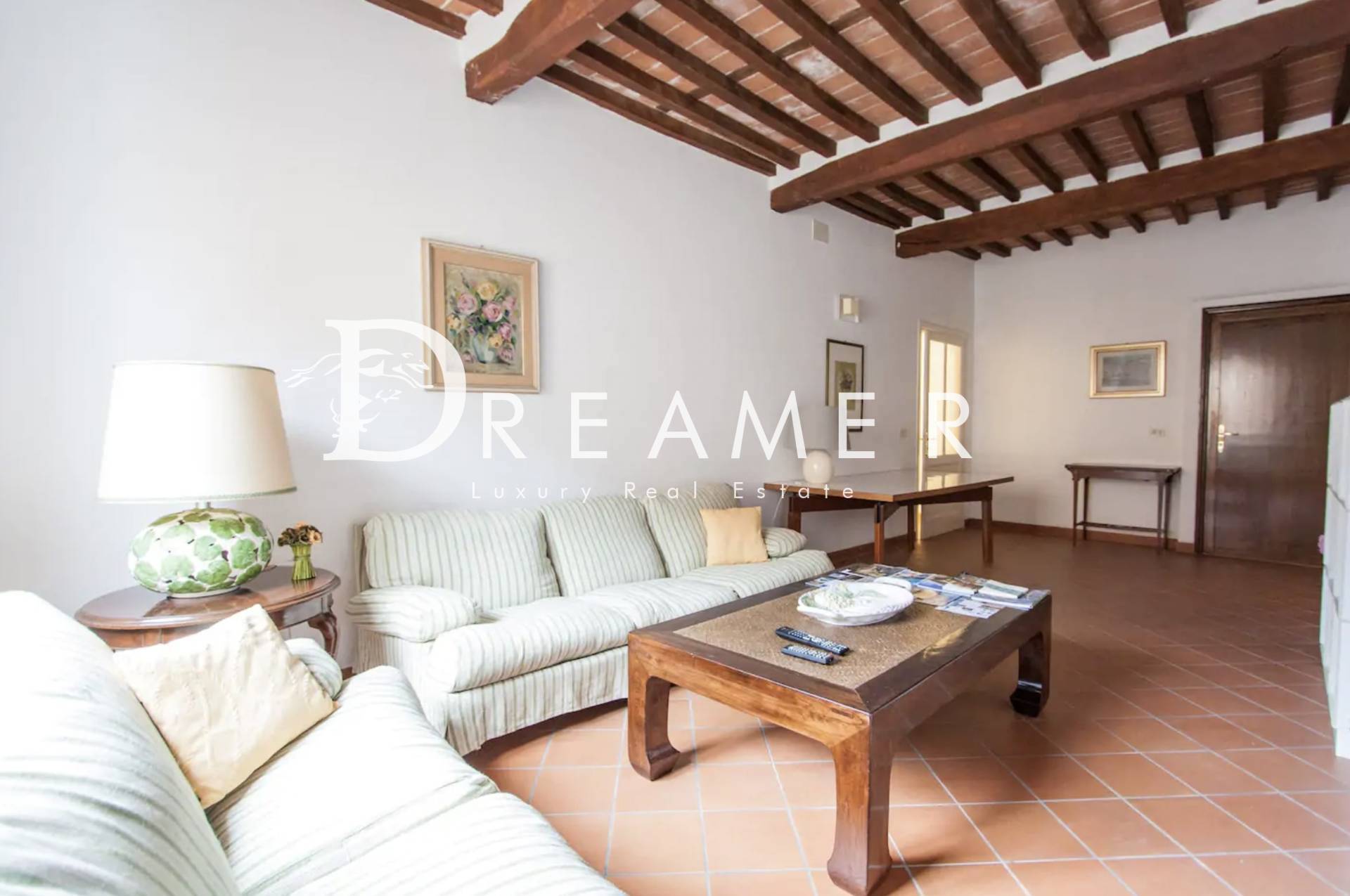 Appartamento PIETRASANTA vendita    Dreamer Real Estate