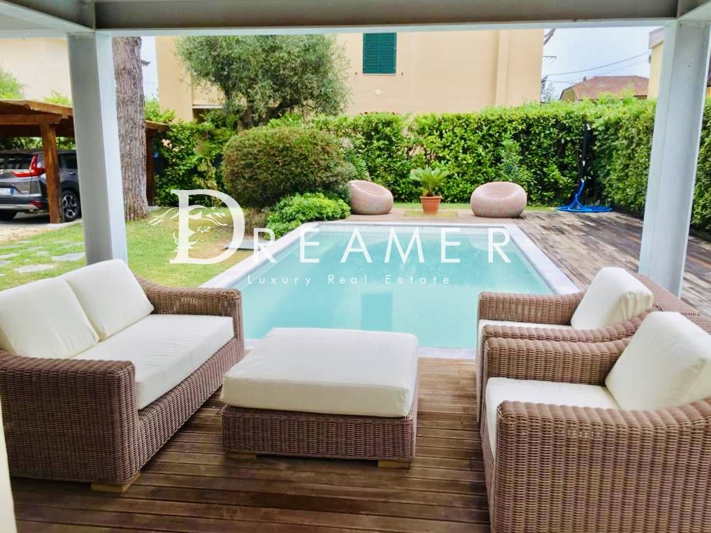 Appartamento FORTE DEI MARMI vendita  Vittoria Apuana  Dreamer Real Estate