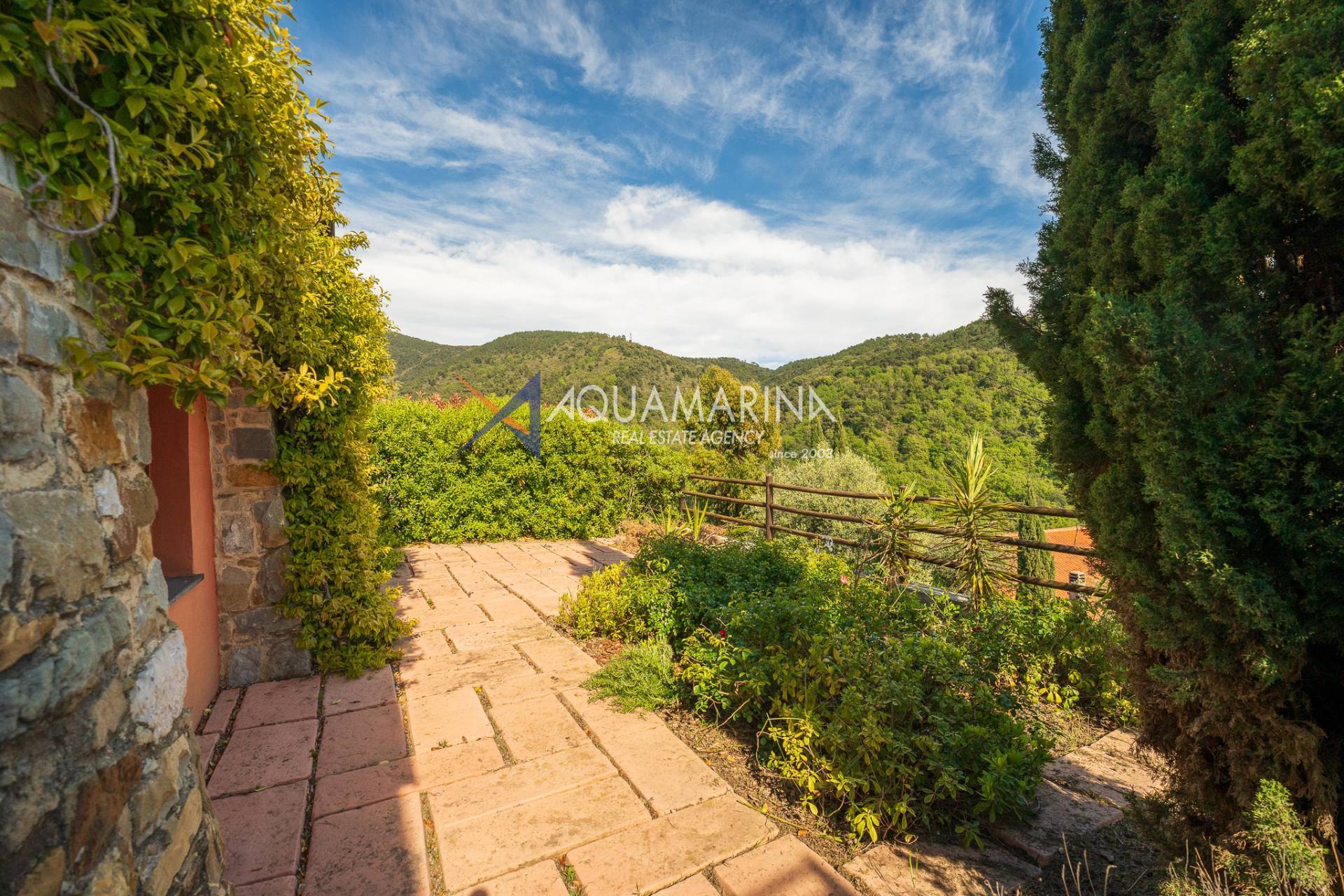 Villa in vendita a Seborga (IM)