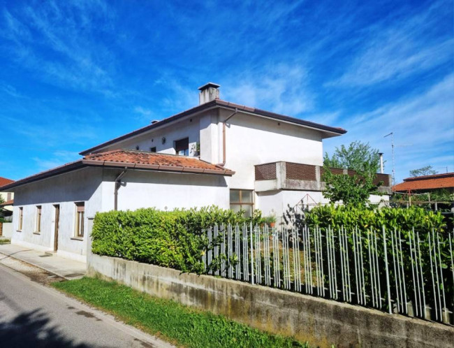 Appartamento in vendita a Terenzano, Pozzuolo Del Friuli (UD)