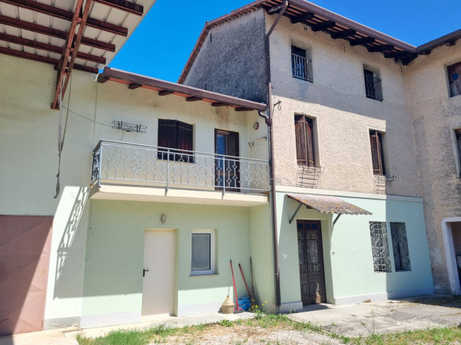 Casa in linea in vendita a Lestizza