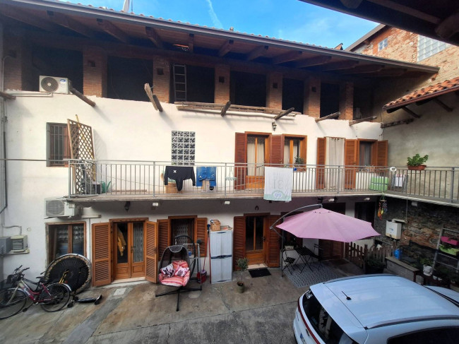 Casa indipendente in vendita a Borgomasino (TO)