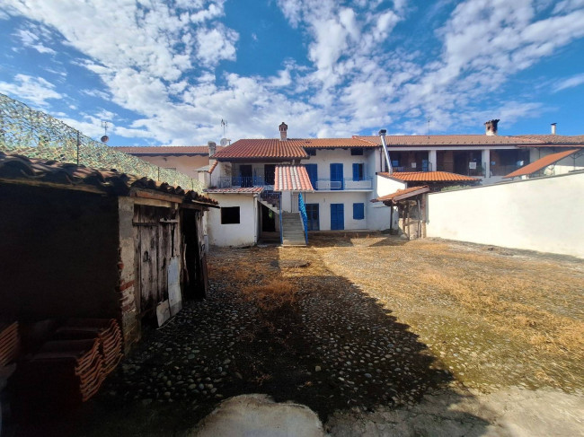 Casa indipendente in vendita a San Giusto Canavese (TO)