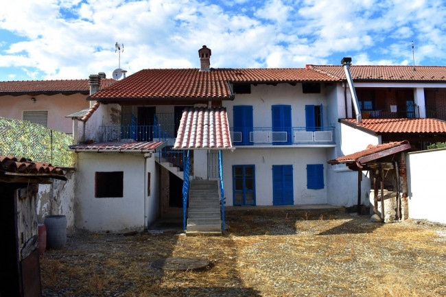 Casa indipendente in vendita a San Giusto Canavese (TO)