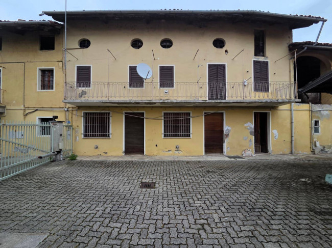 Porzione di casa a Santhià