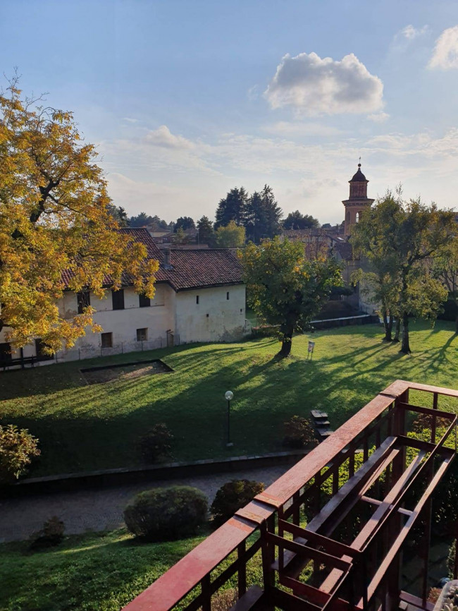 Appartamento in vendita a Appiano Gentile (CO)