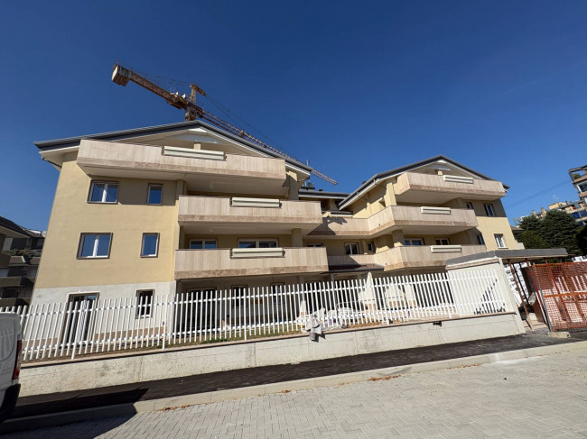Quadrilocale con terrazzo