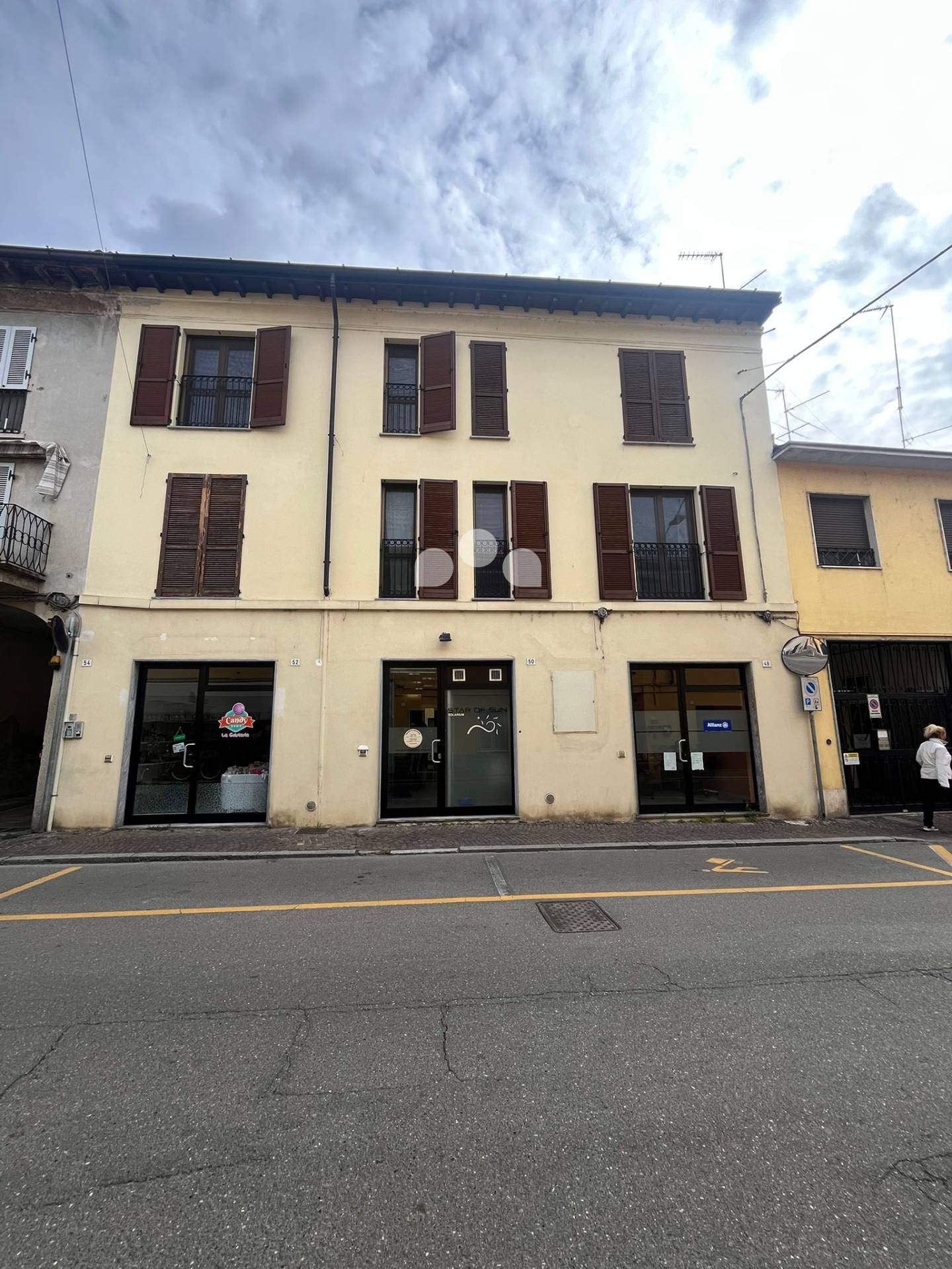 Negozio a Casalpusterlengo
