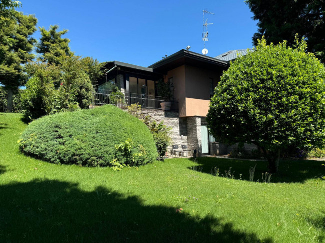 Villa in vendita a Gallarate (VA)