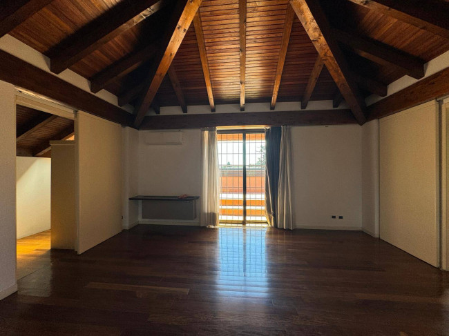 Villa in vendita a Gallarate (VA)