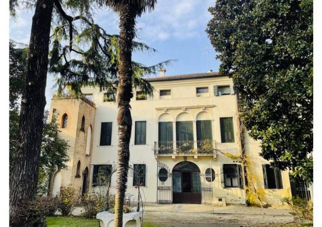 Appartamento in vendita<br/> a Padova (PD)