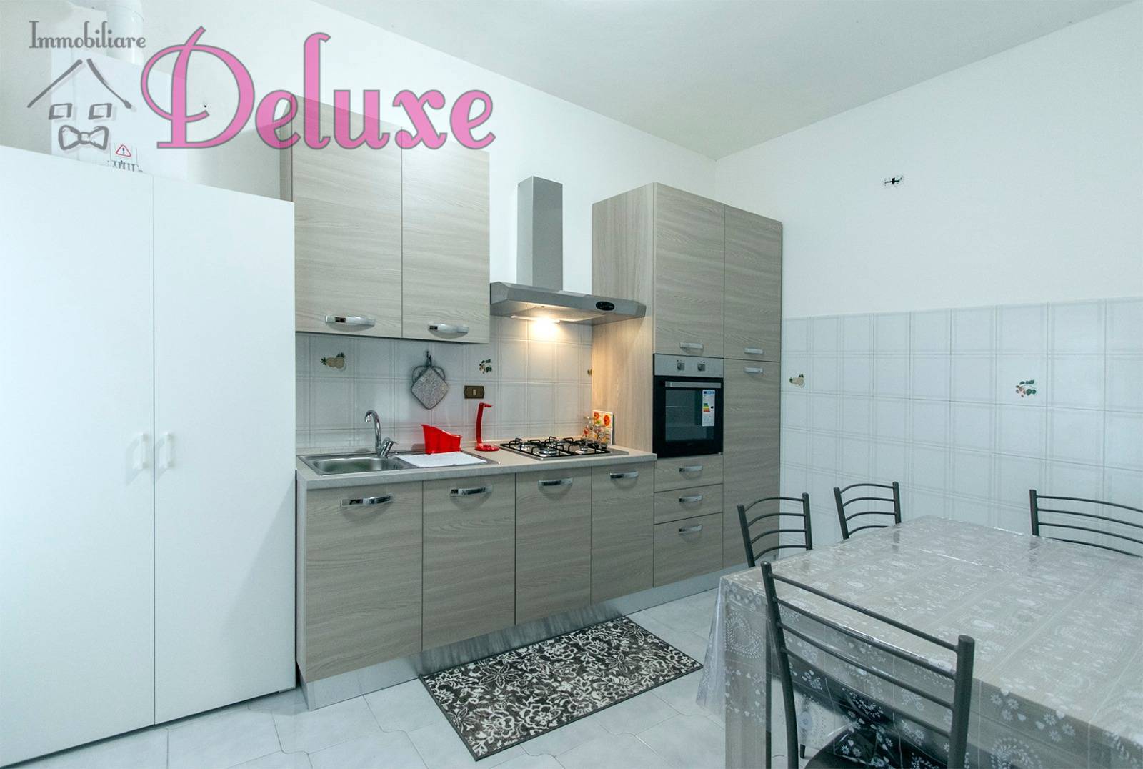 Appartamento MACERATA vendita  Semicentrale  Immobiliare Deluxe