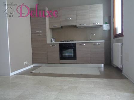 Appartamento MACERATA affitto  Centro storico  Immobiliare Deluxe