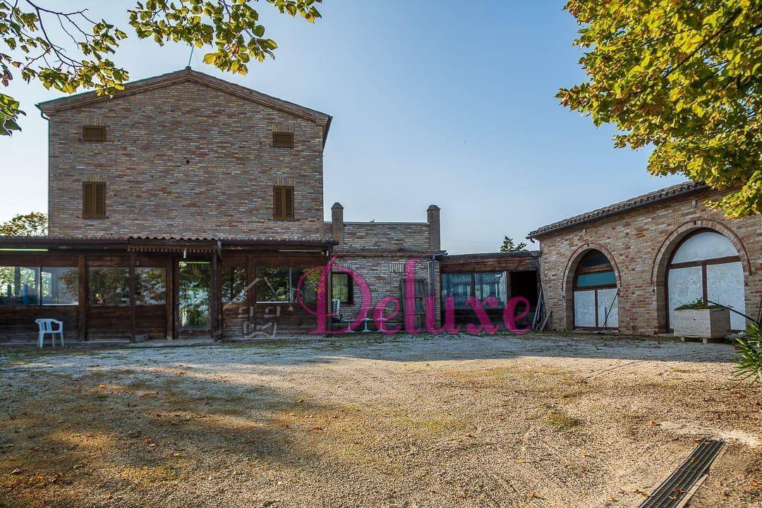Villa a Montecassiano