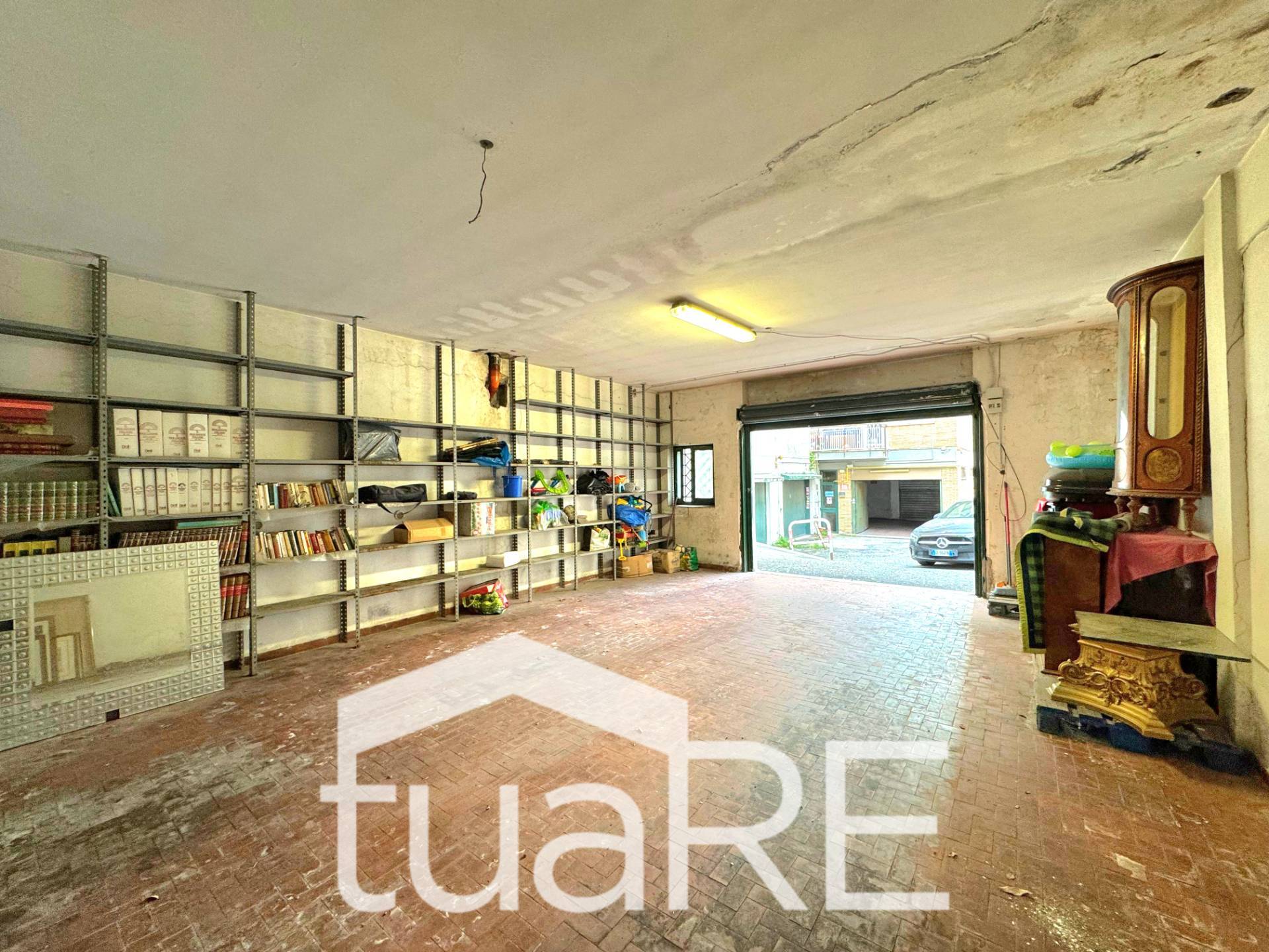 Garage/Box/Posto auto in vendita a Roma (RM)