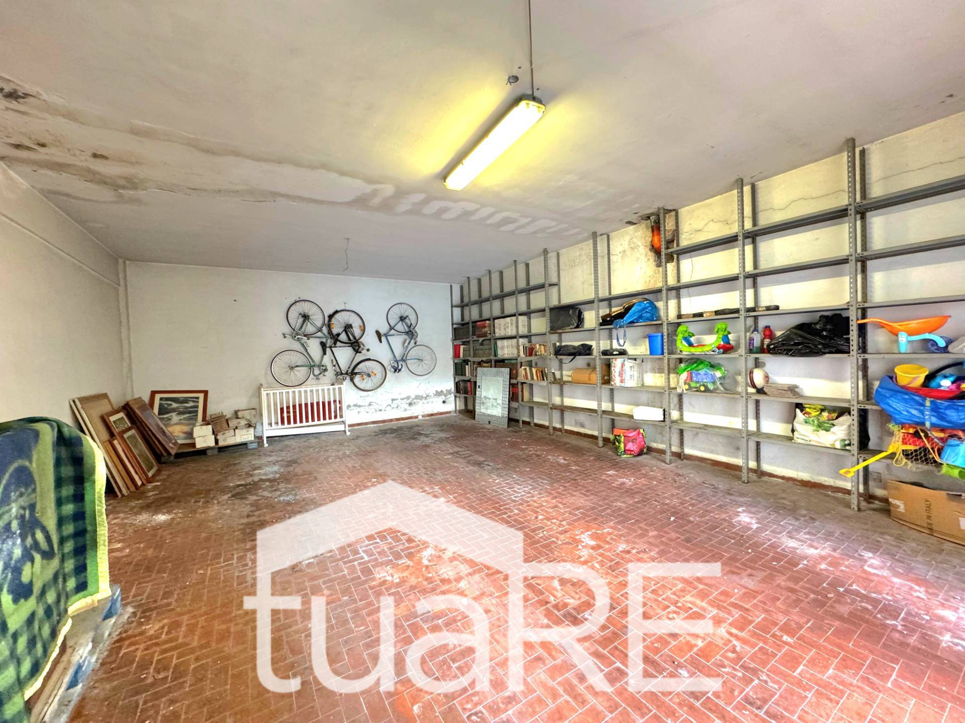 Garage/Box/Posto auto in vendita a Roma (RM)