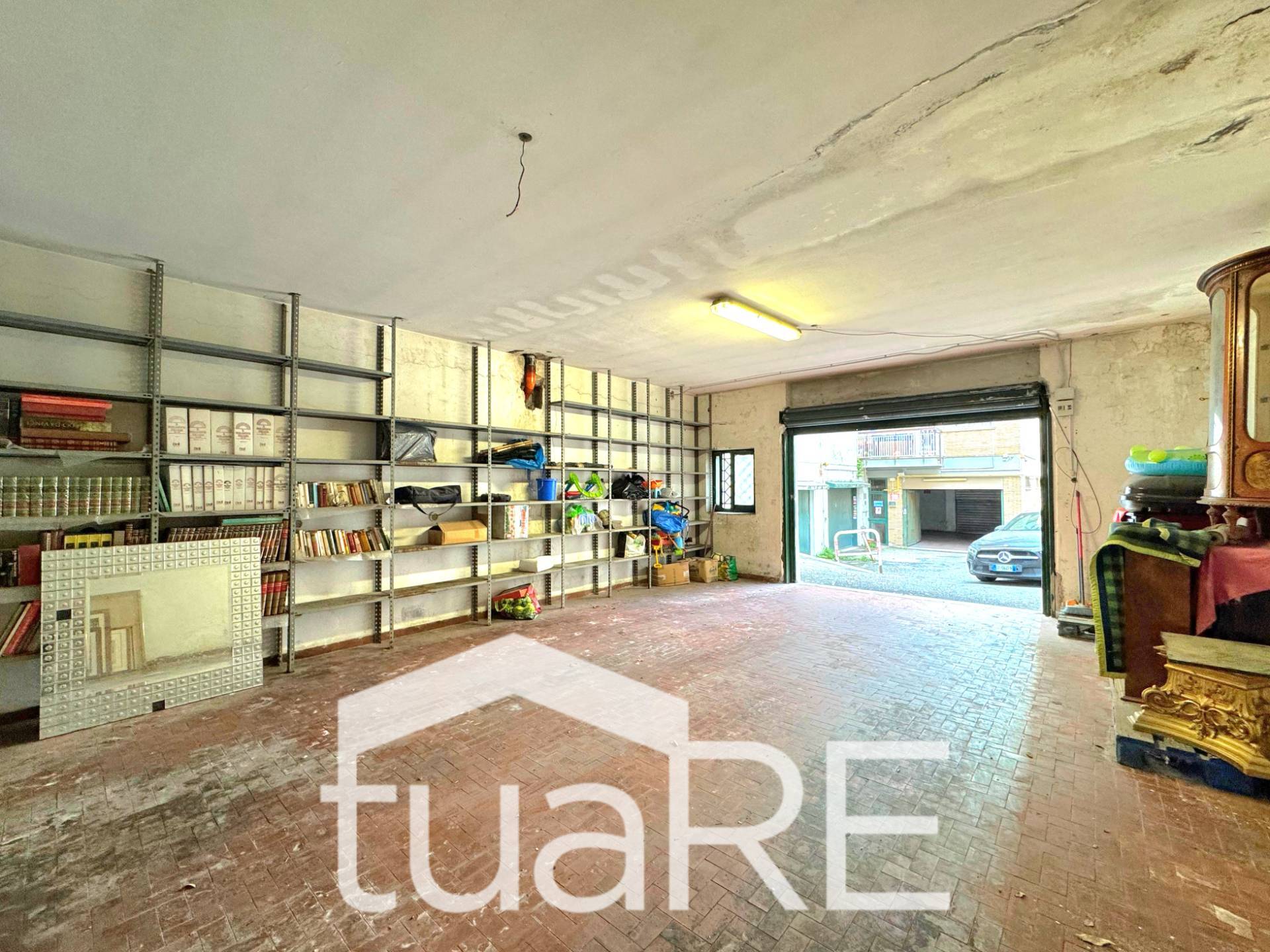 Garage/Box/Posto auto in vendita a Roma (RM)