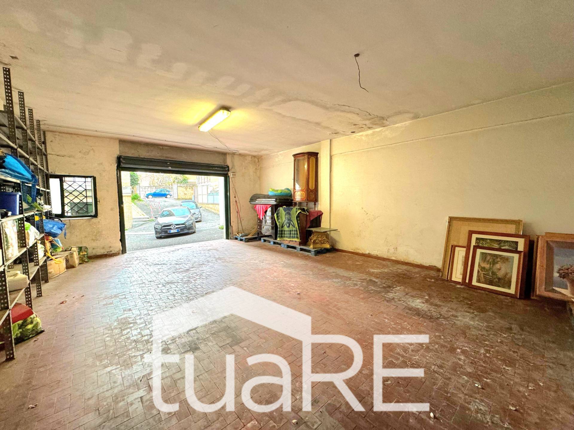 Garage/Box/Posto auto in vendita a Roma (RM)