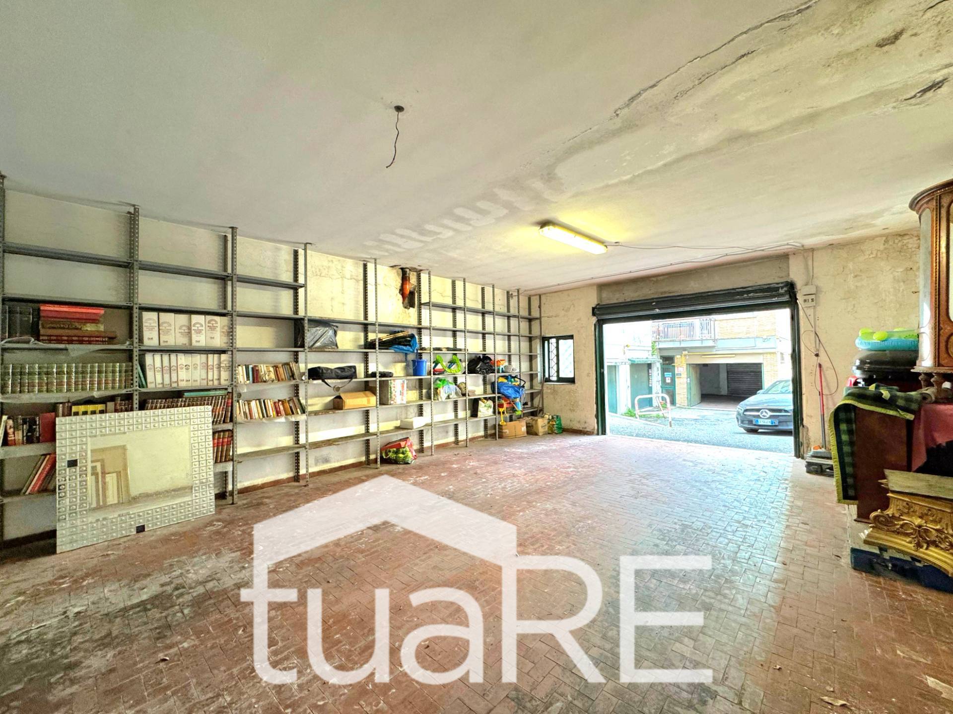 Garage/Box/Posto auto in vendita a Roma (RM)