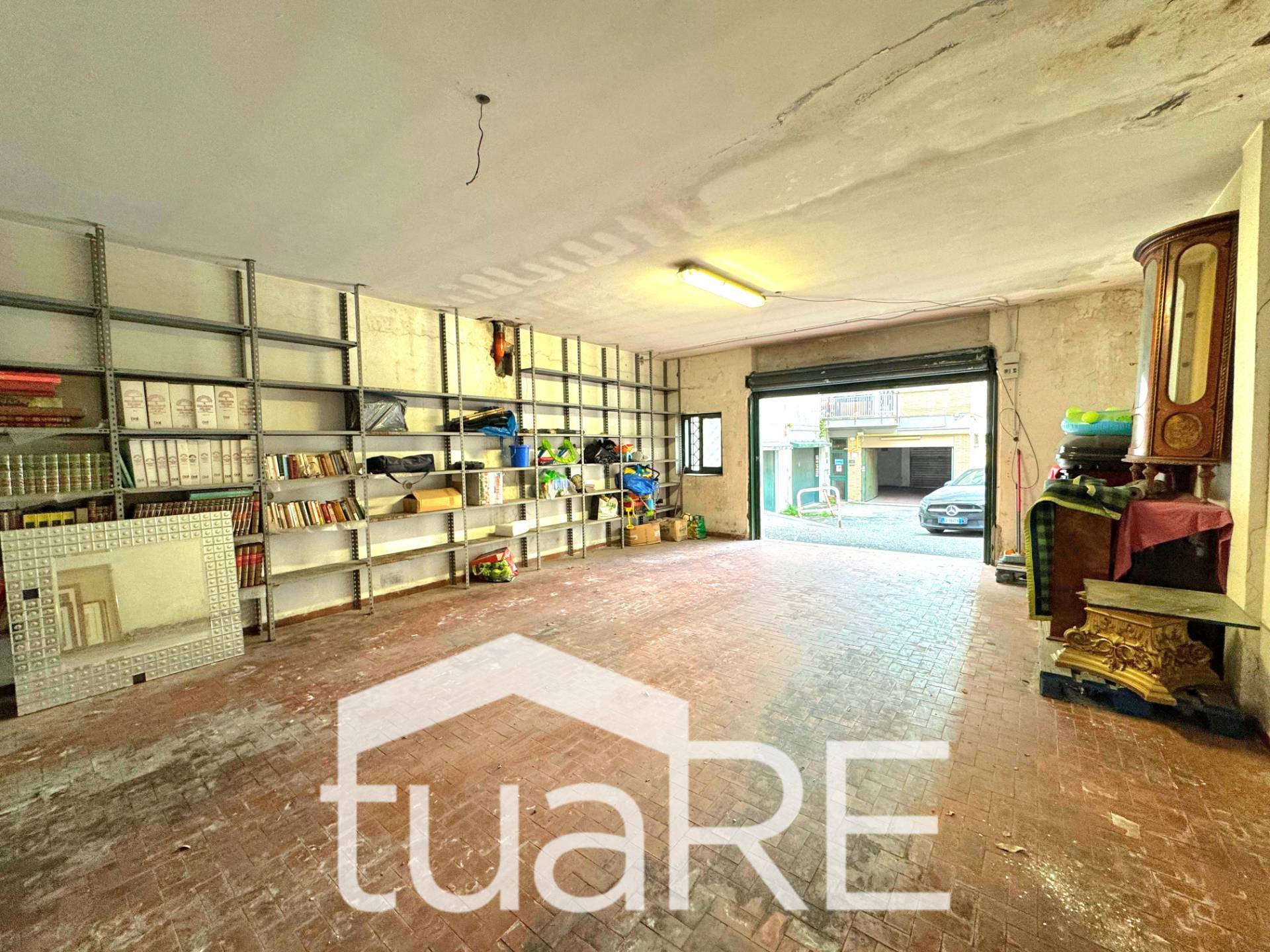 Garage/Box/Posto auto in vendita a Roma (RM)