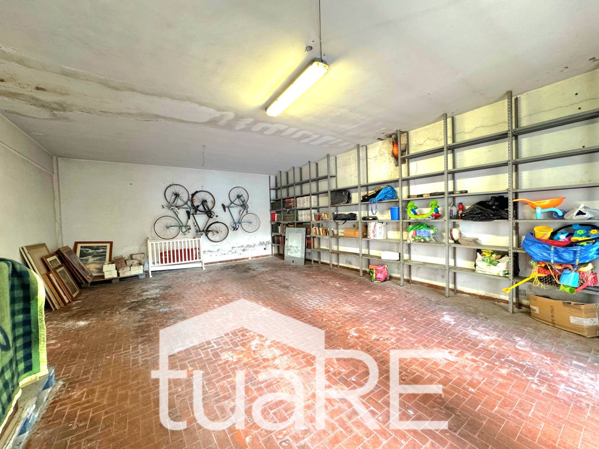 Garage/Box/Posto auto in vendita a Roma (RM)