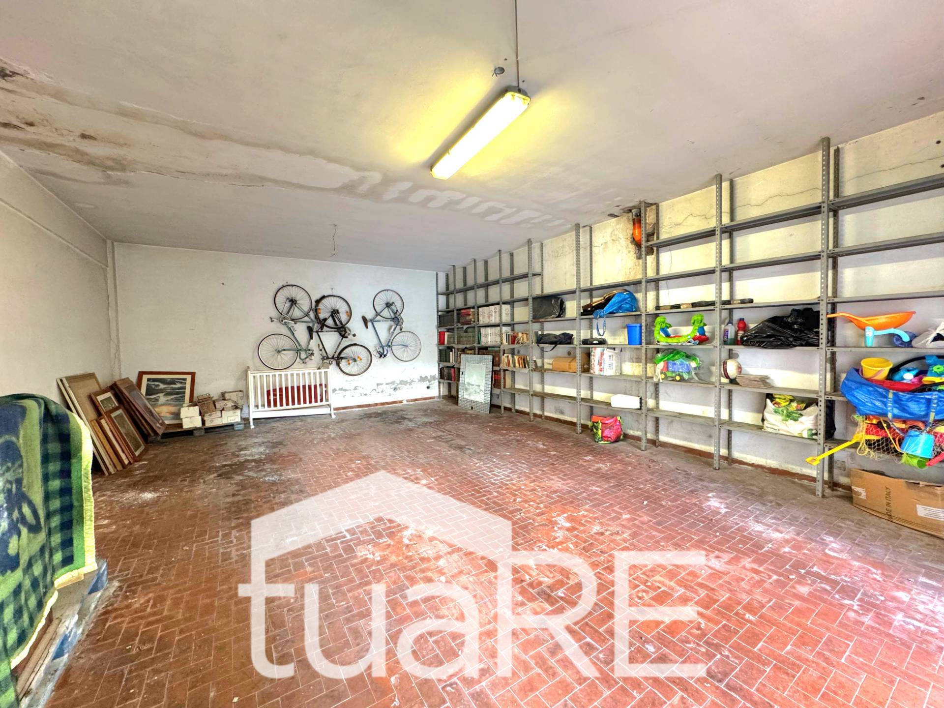 Garage/Box/Posto auto in vendita a Roma (RM)
