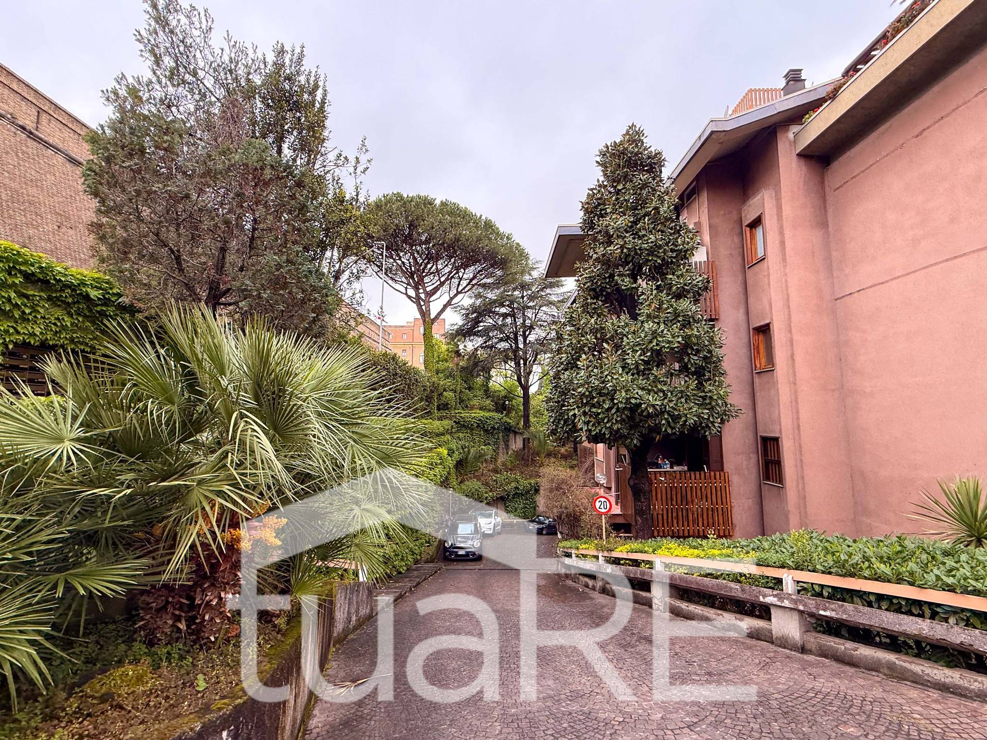 Appartamento in vendita a Roma (RM)