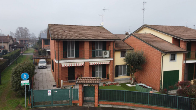 Villetta bifamiliare