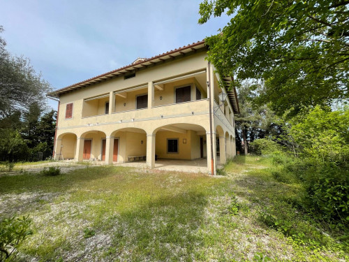 Villa in Vendita a Monsano