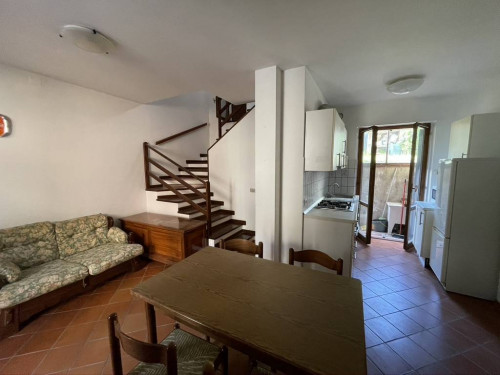 Appartamento in Affitto a Cupramontana