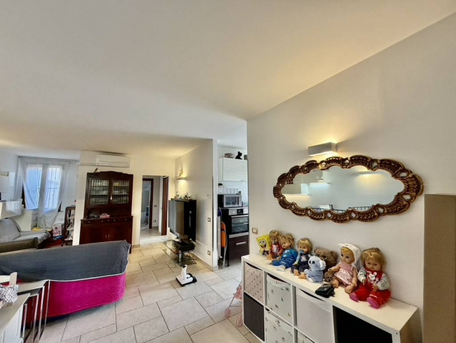 BIFAMILIARE in Vendita a Jesi