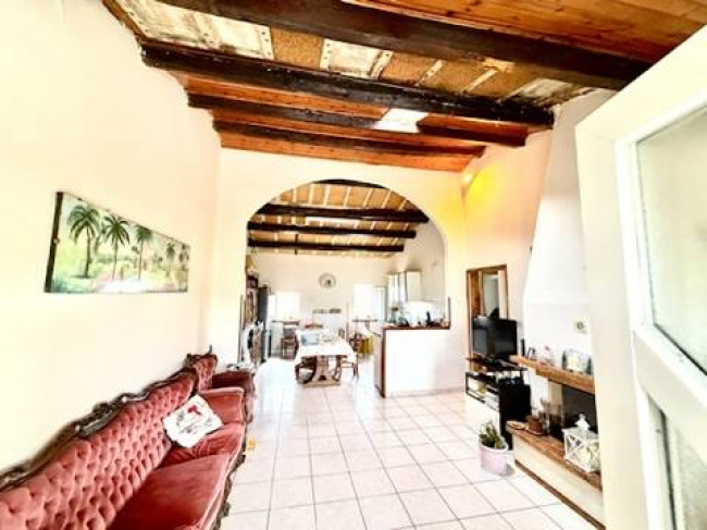 BIFAMILIARE in Vendita a Santa Maria Nuova