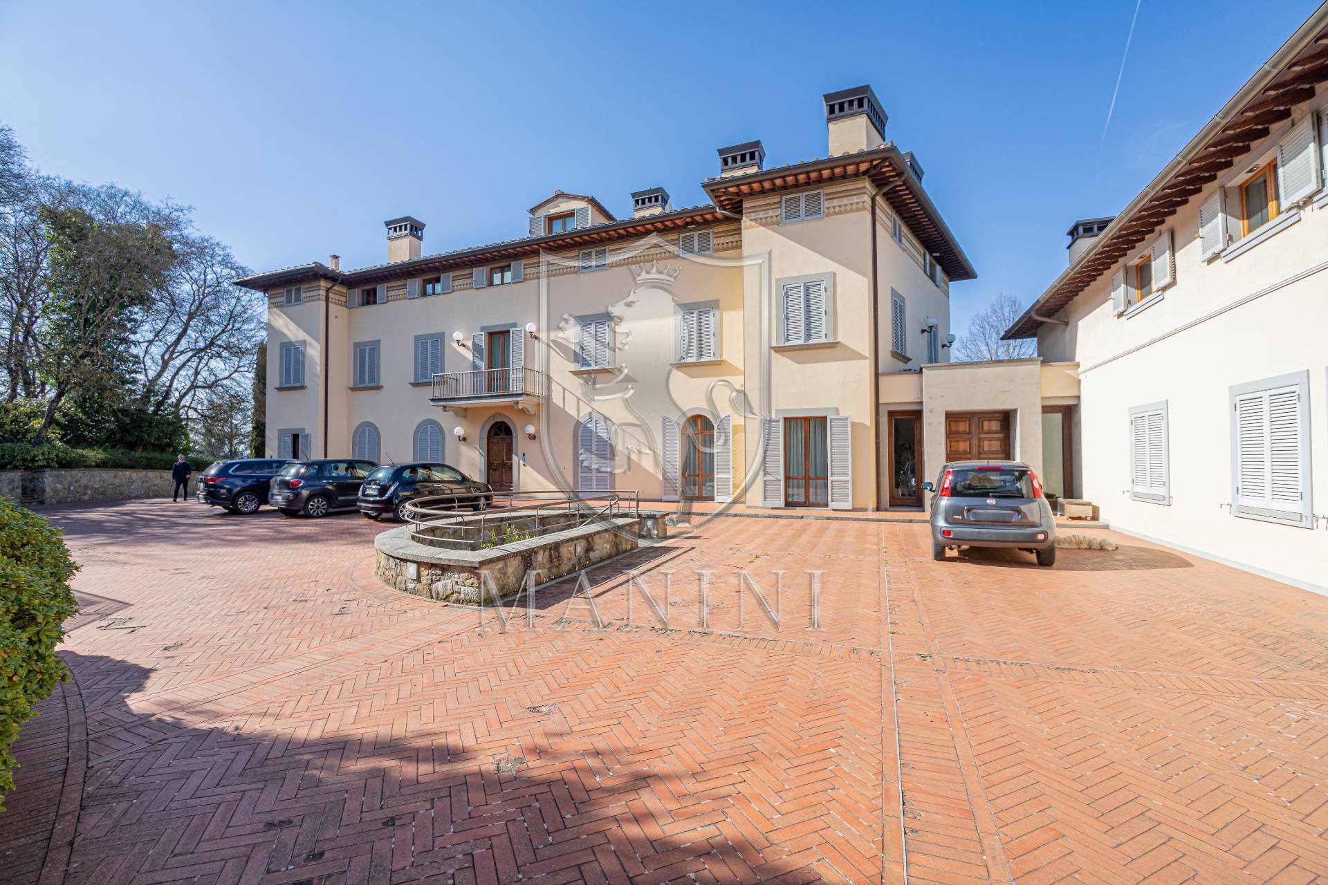 villa a Arezzo 2000 metri quadri